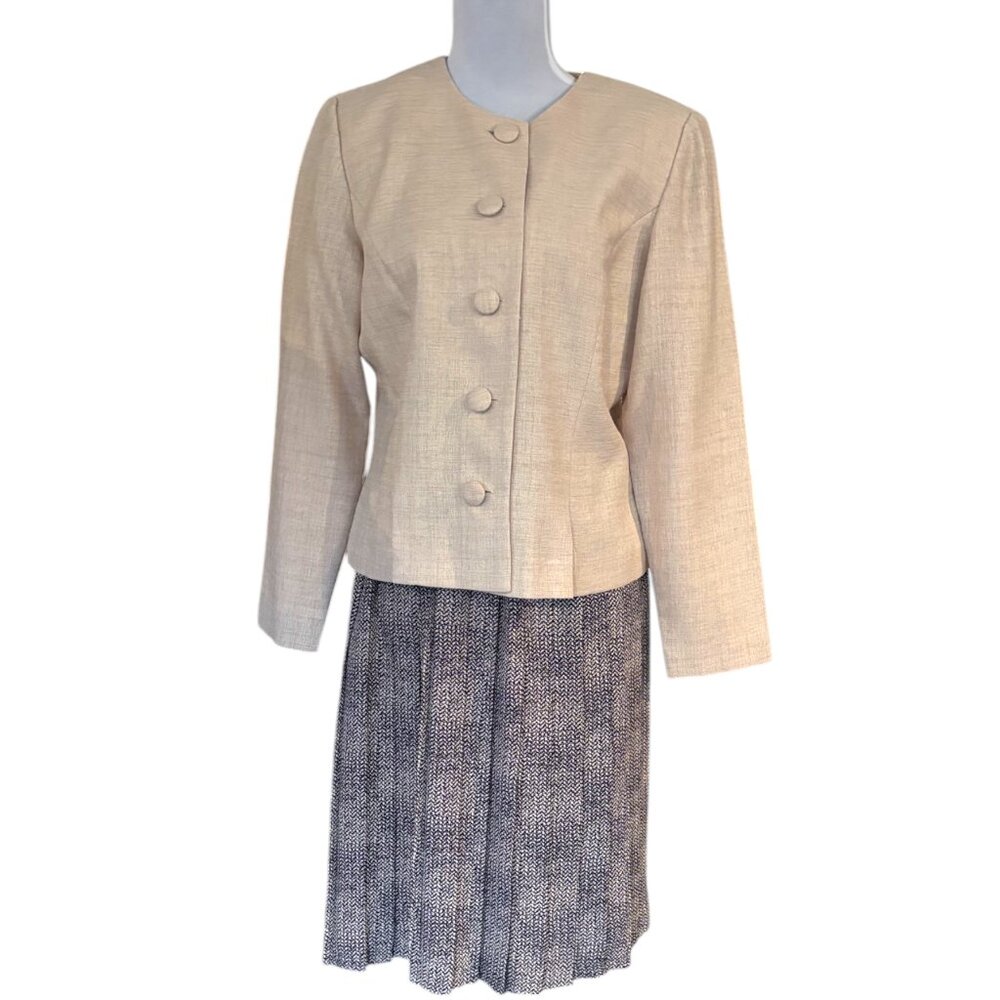 Leslie‎ Fay Petites VTG 90s cream blazer and b/w abstract pleated skirt suit 10P